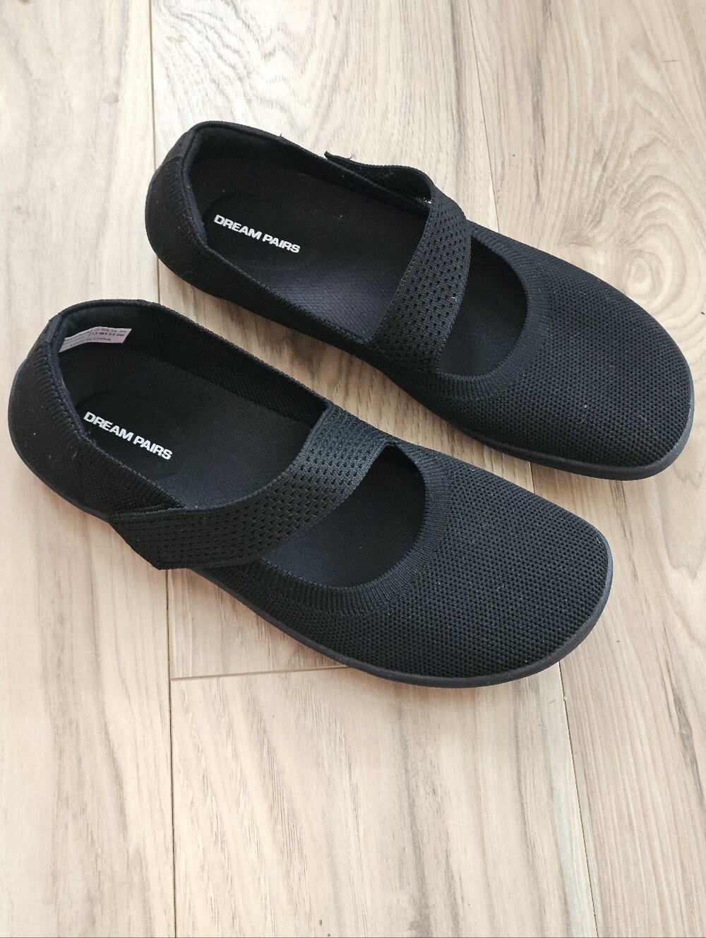 Dream Pairs Black Knit Mary Jane Flats with Strap Size 7.5